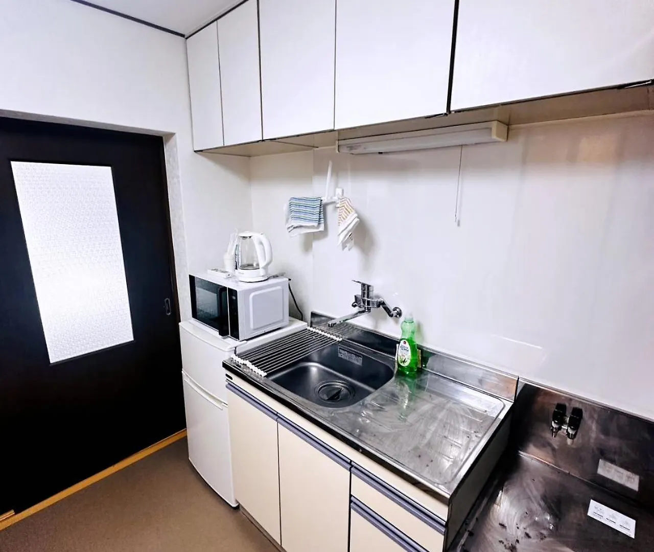 Shinjuku East House Close To Shinjuku Sanchome Tokio Japonia